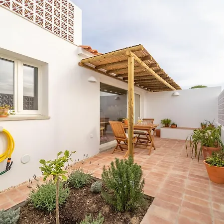 Casa de Férias Casinha Da Cabra, Casas Do Poente, Rogil, *