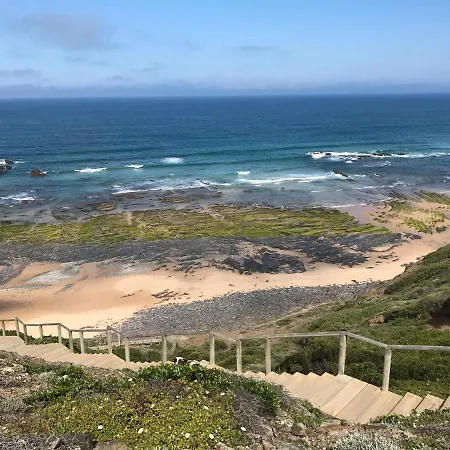 Casa de Férias Casinha Da Cabra, Casas Do Poente, Rogil, Aljezur