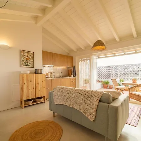 Casinha Da Cabra, Casas Do Poente * אלג'זור